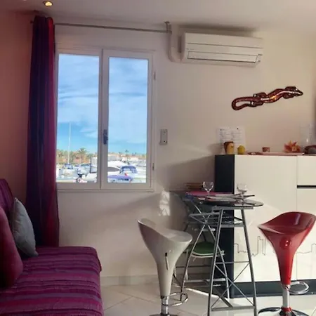 16, Port Venus Au Village Naturiste דירה *